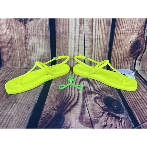 NEW CROCS Miami Thong Sandals Women’s 9 Slip-On Slide Sandals Acidity Yellow