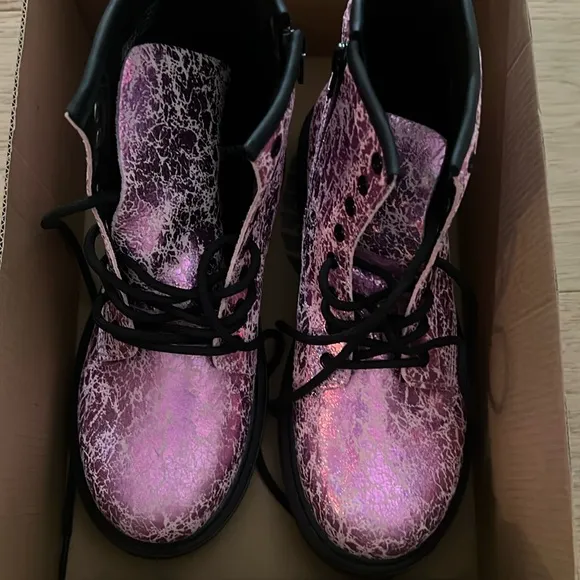 New Doc Martens pink disco crinkle boots US size 5