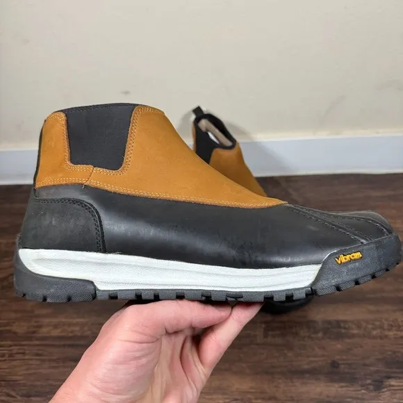 NEW Huckberry All Weather Vibram Duck Boots Mens 10.5M Tan Black Leather Slip On