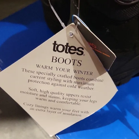 New in Box: totes Taelor Toddler Boys Waterproof Winter Boots