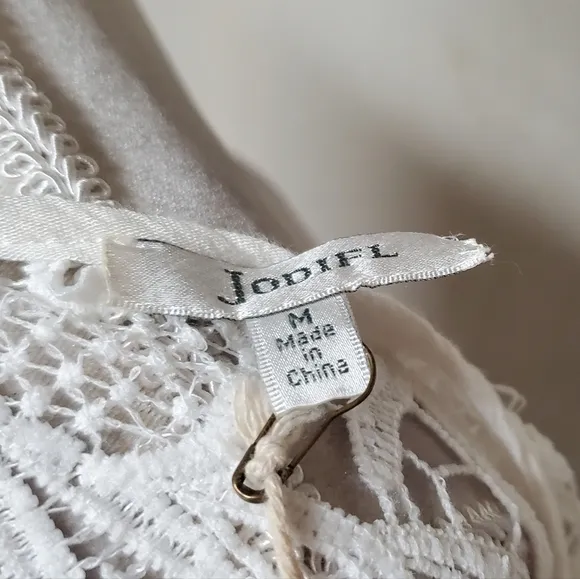 NEW Jodifl Crisp White Mixed Media Crochet Crinkle Material Midi Summer Dress
