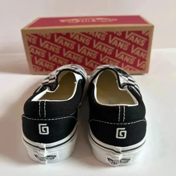 NEW Karl Jacobs x Vans Slip-On Skate Shoe Boys 3.5 Time Traveler Tales Graphics