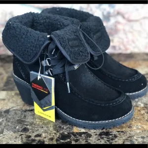 NEW Khombu Sasha Lace-Up Cold-Weather Moon boots