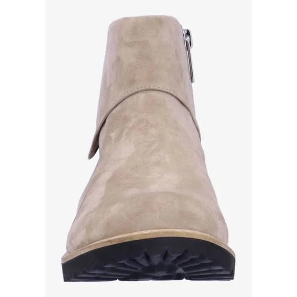 NEW L'AMOUR DES PIEDS women's romila boots in taupe kid suede