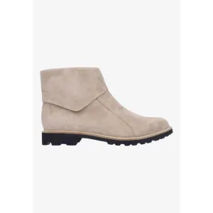 NEW L'AMOUR DES PIEDS women's romila boots in taupe kid suede