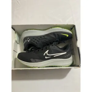 New Men’s Size 13 - Nike Air Zoom Pegasus 39 Shield Black Dark Grey DO7625 002