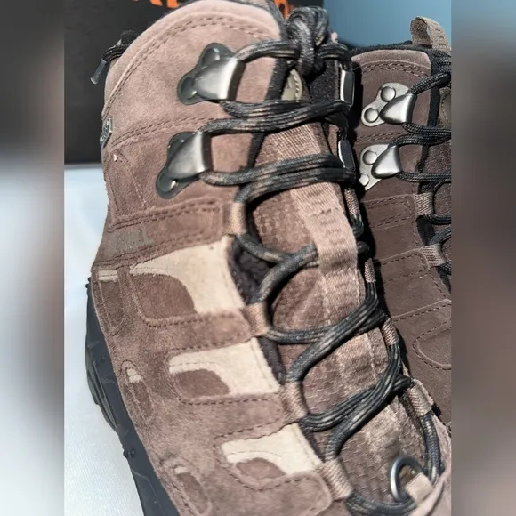 NEW-Merrell Moab Polar Hiking Boots- Men's Size 11 in Expresso J21147