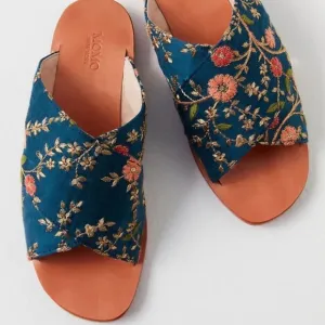 New MOMO x Free People Sunny Days 8 Blue Embroidered Silk Leather Slip-On Sandal