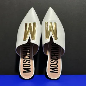 🔥🔥🔥NEW Moschino White Leather Logo Pointy Mules Sandals