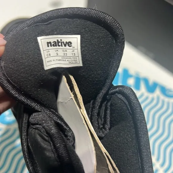 NEW Native Kid Unisex Chamonix Water Resistant booties snow toggle insulated