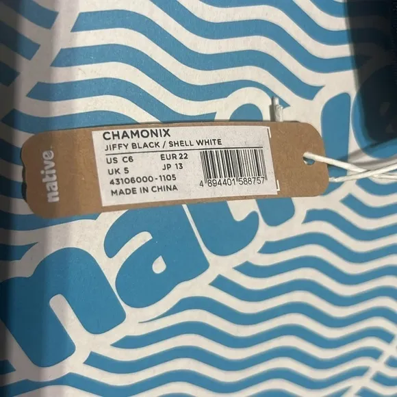 NEW Native Kid Unisex Chamonix Water Resistant booties snow toggle insulated