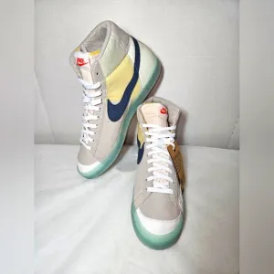 NEW Nike, Blazer Mid 77, Men's 14, Multicolor