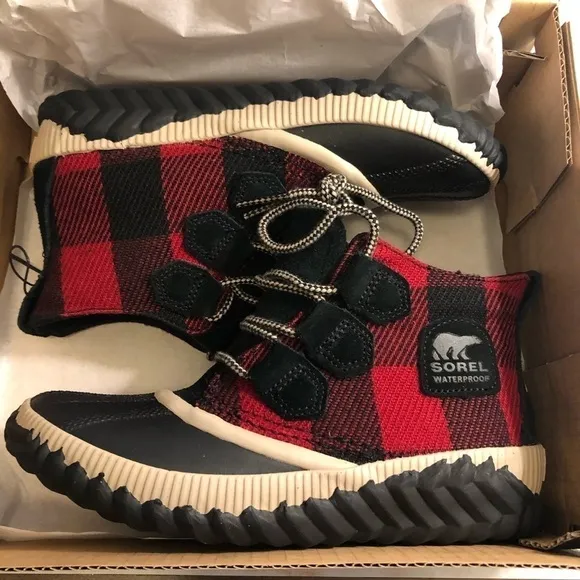 New SOREL Out 'N About Plus Waterproof Tartan Boot