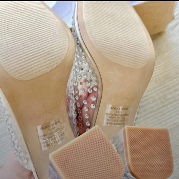 NEW Steve Madden Nicely Rhinestone Clear Heel Sandal | Size 5.5