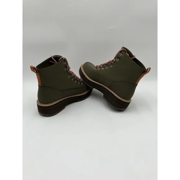 NEW Teva Midform Women's Waterproof Boots Green US Size 6 1123510-DOL NEW IN BOX