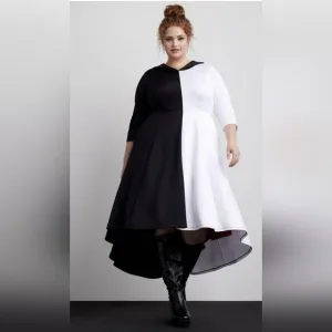New Torrid Disney Cruella Hooded Scuba Multi Dress Size 6X / 30