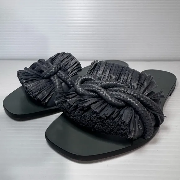 New Tory Burch Raffia Ripe Fringe Blue Leather Sandals Size 6