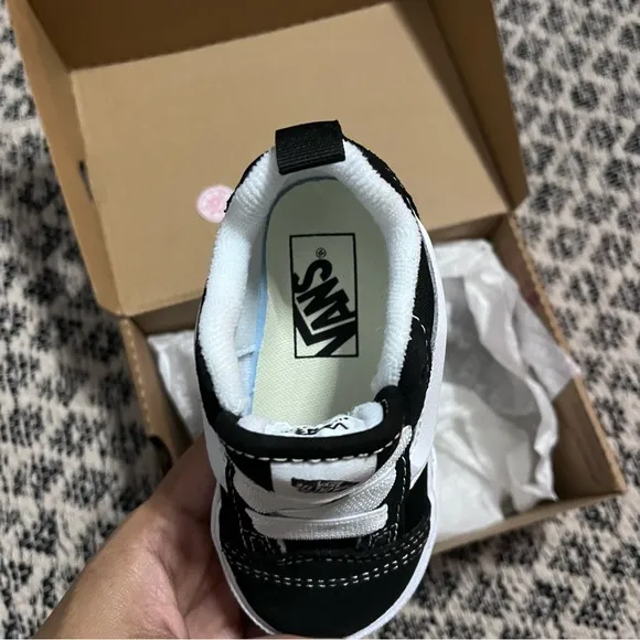 New VANS Knu Skool Elastic Lace Little Kids Shoes Toddler Size 6