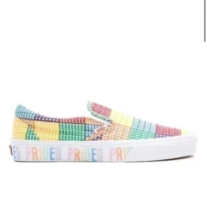 NEW Vans Pride Classic Slip-On Shoes Size 9
