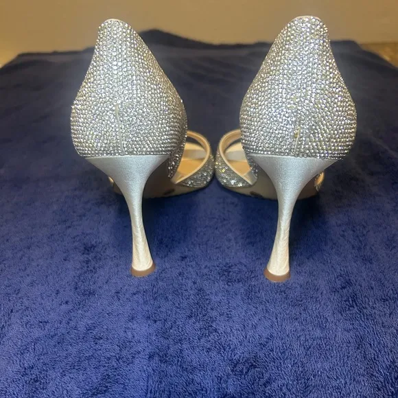 NEW VINCE CAMUTO Aliandry2 Rhinestone Slip On Heels Sandals Women’s, Size 8.5M