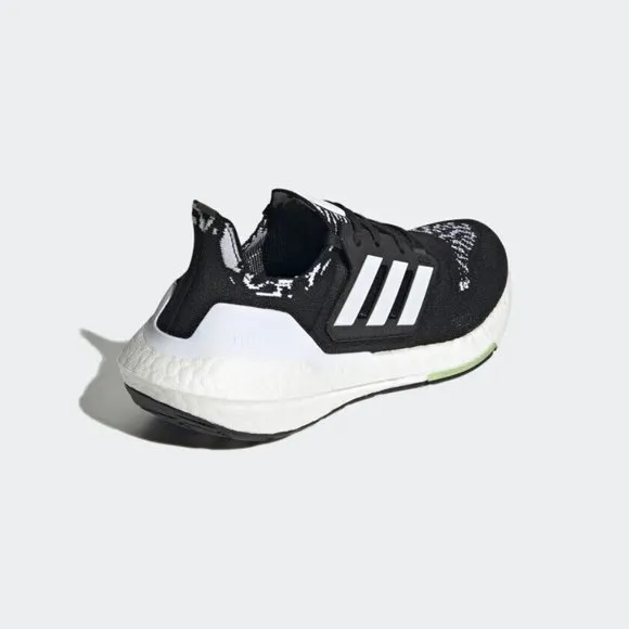 [NEW] Women's adidas UltraBoost 22 Running Shoes Black GX8019