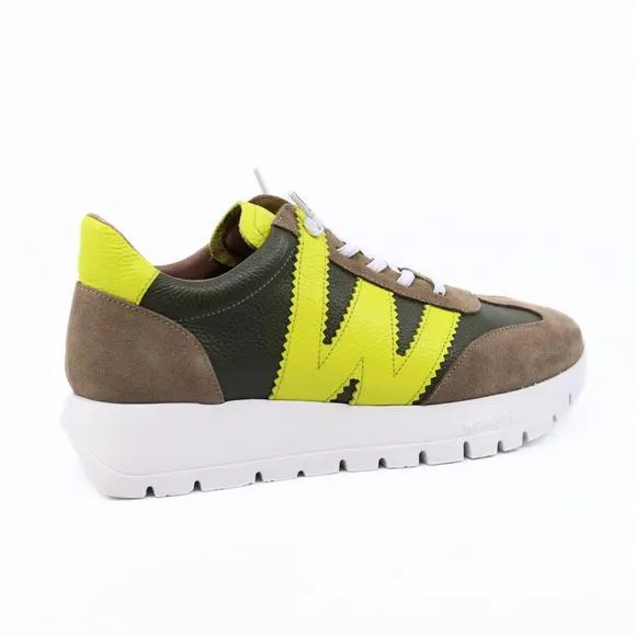 NEW WONDERS women's trend cyber sneakers in taupe