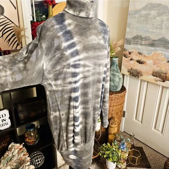 New Young Fabulous &amp; Broke Tye Dye TurtleNeck Asymmetrical Mini Sweater Dress.