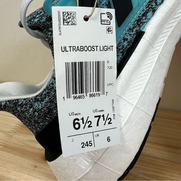 NEW Adidas Ultraboost Light Running shoes Womens 7.5 Teal aqua blue