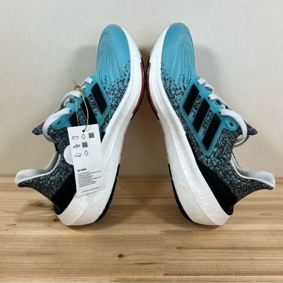 NEW Adidas Ultraboost Light Running shoes Womens 7.5 Teal aqua blue
