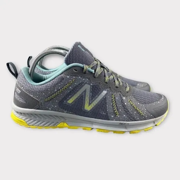 New balance 590v4 Shoes‎ Sneakers Womens 9.5 B Gray Running FUELCORE
