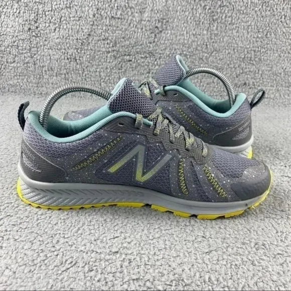 New balance 590v4 Shoes‎ Sneakers Womens 9.5 B Gray Running FUELCORE