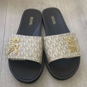 NEW MICHAEL KORS slides sandals gold 7