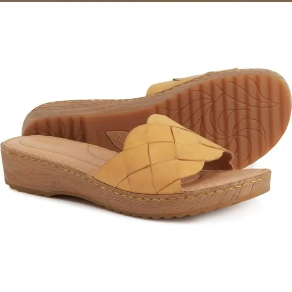 NIB Born Aleah 9M 40.5 Yellow Leather Slide Sandals