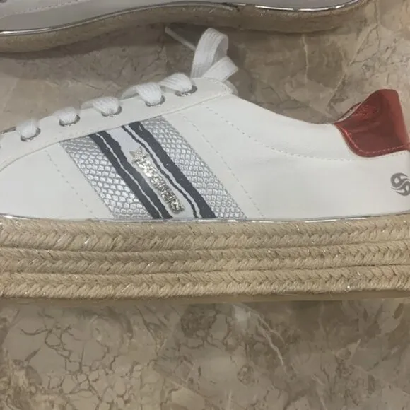 NIB Dockers Sneakers