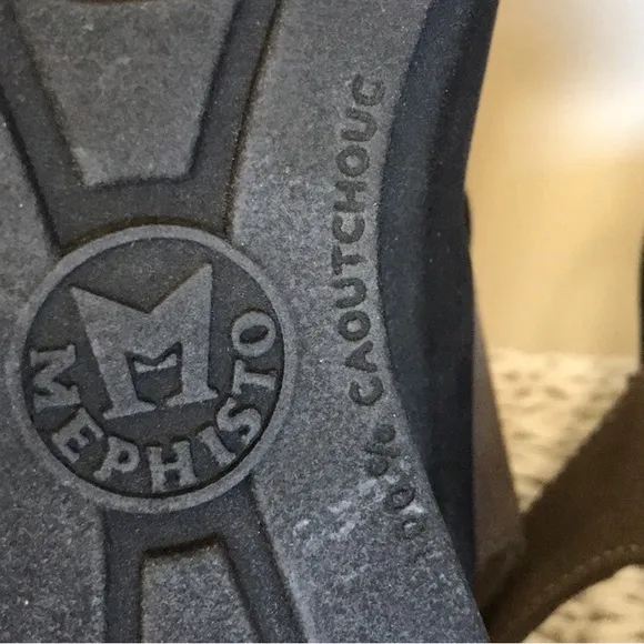 NIB Mephisto Petrea Sandal