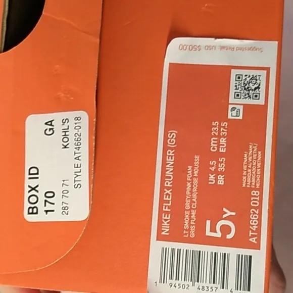 NIB Nike Youth Flex Runner grey pink size  shoes size 5Y
