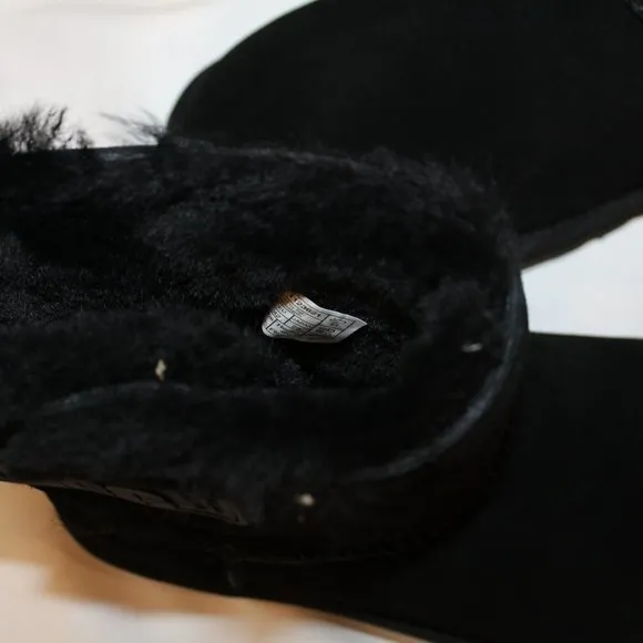 NIB‎ UGG LOGO STRAP MINI SUEDE SHEARLING LINED ANKLE BOOTS BLACK