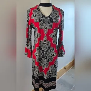 Nicole Miller Studio 3/4 Sleeve Knit Dress Choker V-Neck Red Black Print Sz. 8