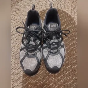 Nike Air Alvord 7 Men's Running Shoes