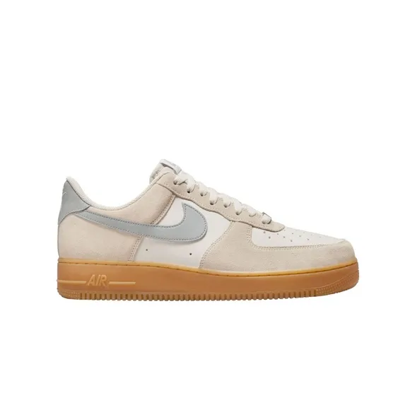 Nike Air Force 1 07’ LV8-size 10 men’s Sneakers