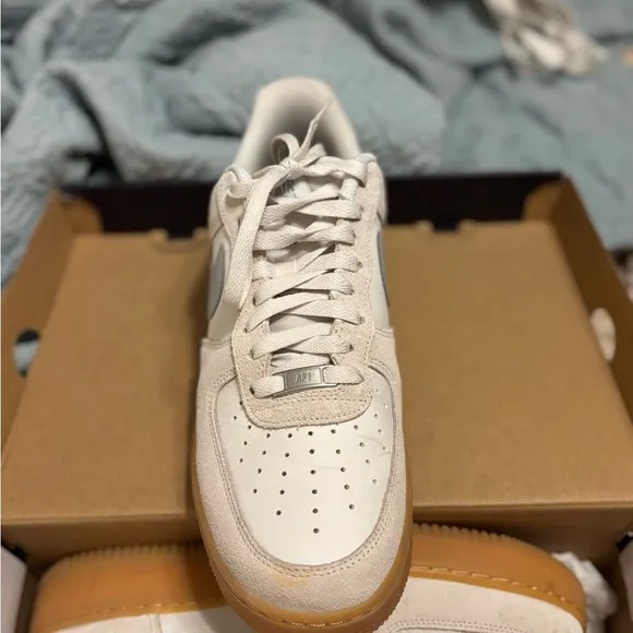 Nike Air Force 1 07’ LV8-size 10 men’s Sneakers