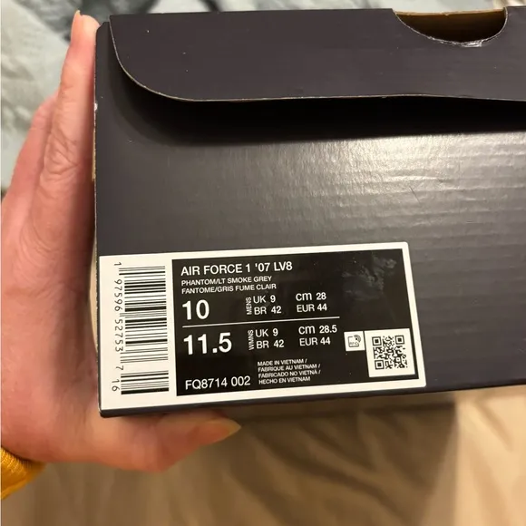 Nike Air Force 1 07’ LV8-size 10 men’s Sneakers