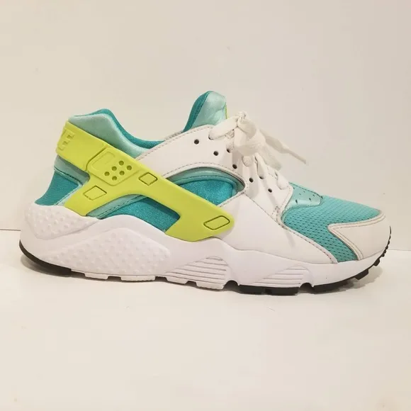 NIKE Air Huarache Run Lace Up Sneakers Shoes White Blue Shoes Youth Size 5.5 Y
