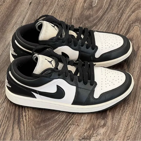 Nike Air Jordan 1 Low Basketball Shoes Womens Sz 9 Black White Panda DC0774-101