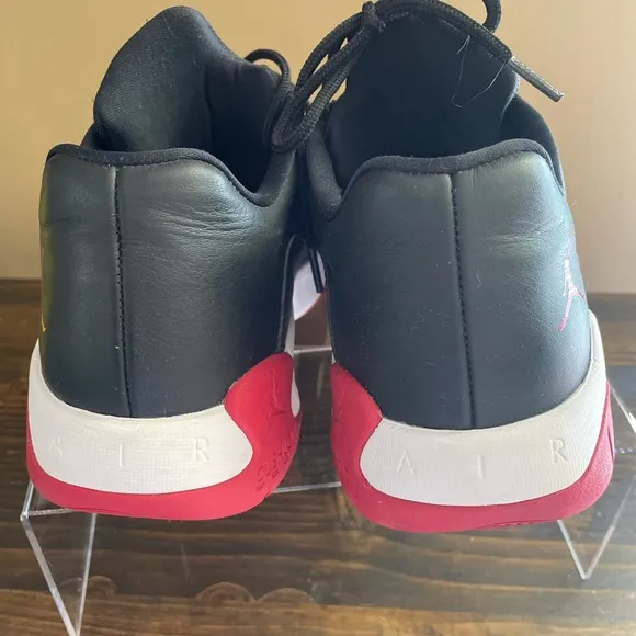 Nike Air Jordan 11 CMFT Low Bred Men's Black and Red Sneakers Size 13 Mens