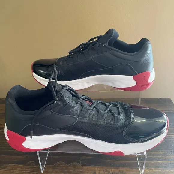 Nike Air Jordan 11 CMFT Low Bred Men's Black and Red Sneakers Size 13 Mens