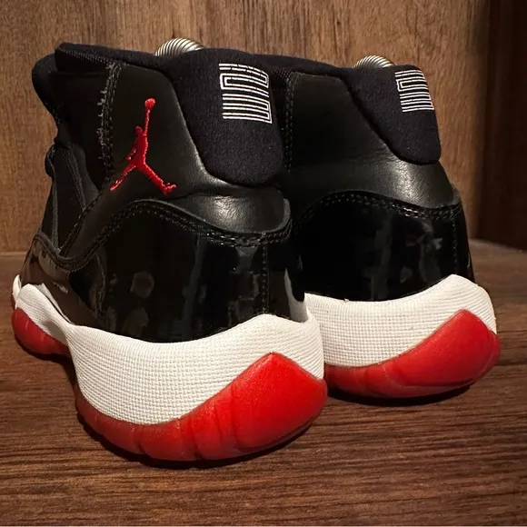 Nike Air Jordan 11 XI Retro GS 'Bred' 2012  378038-010 Youth Size 7Y Shoes