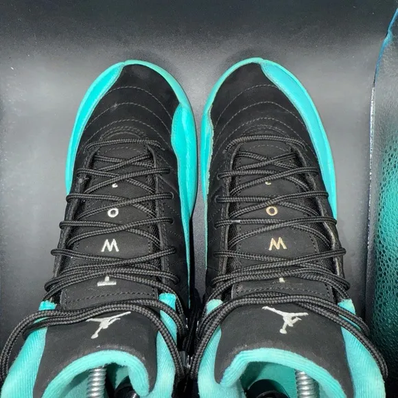 Nike Air Jordan 12 Retro GG Black Hyper Jade Shoes 510815 017 Size 6Y Youth