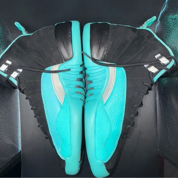 Nike Air Jordan 12 Retro GG Black Hyper Jade Shoes 510815 017 Size 6Y Youth