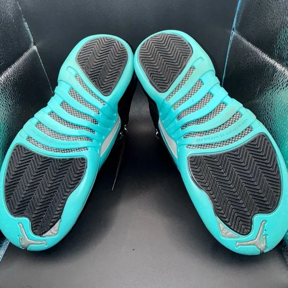 Nike Air Jordan 12 Retro GG Black Hyper Jade Shoes 510815 017 Size 6Y Youth